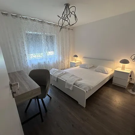 Majestic Big * Bucharest