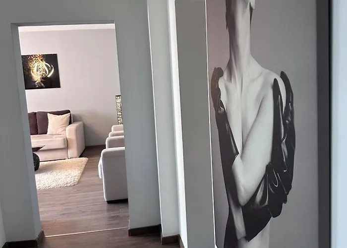 Majestic Big Apartment